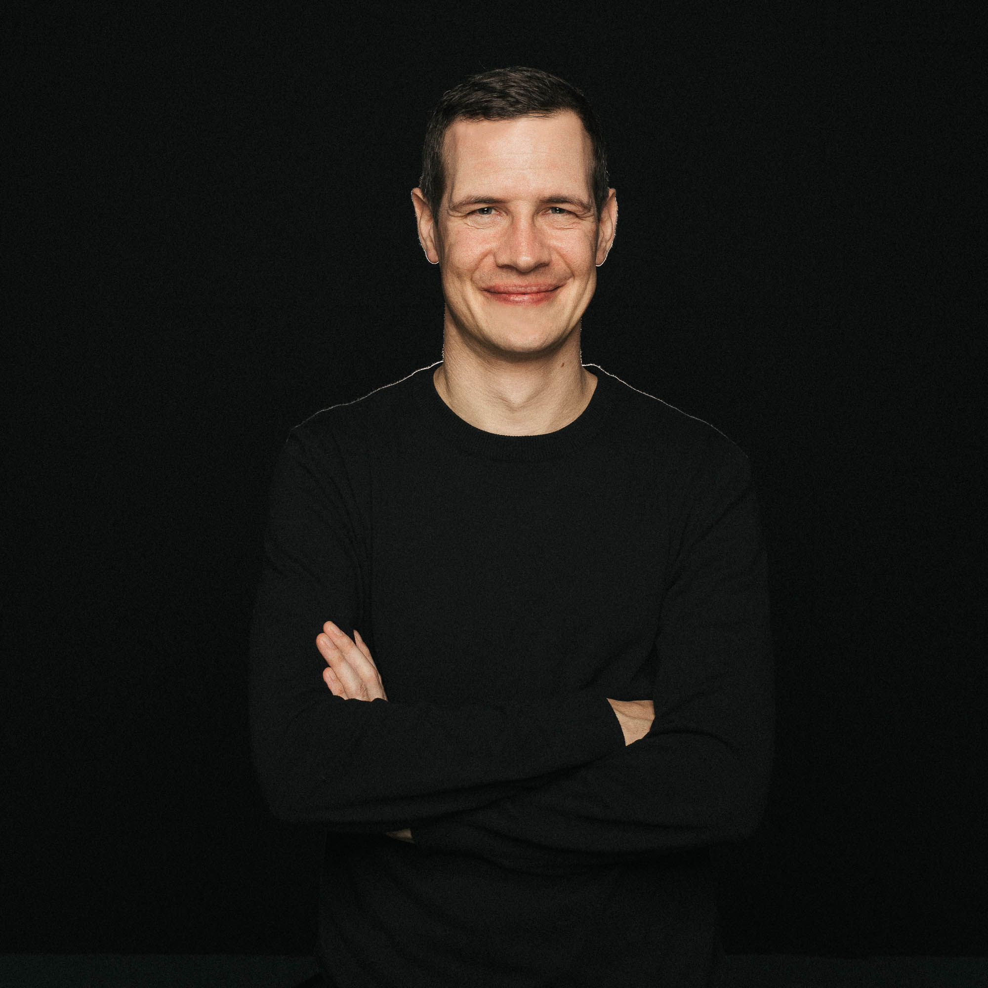 Export x3 Headshoots Adrian05563 Bearbeitet 2 Capture